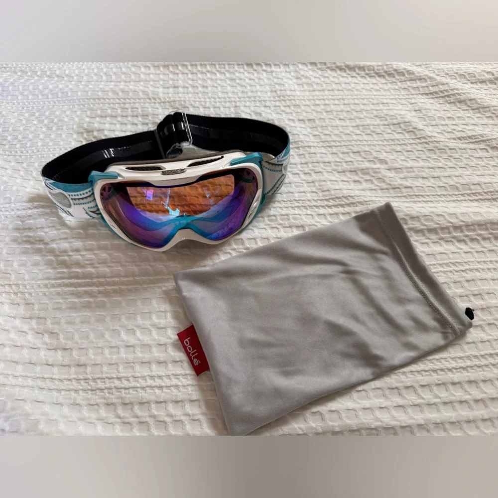 Bolle Goggles with Multicolor Lens